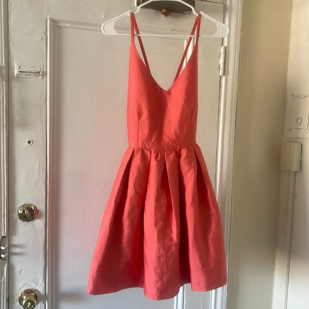 Coral dress - size L